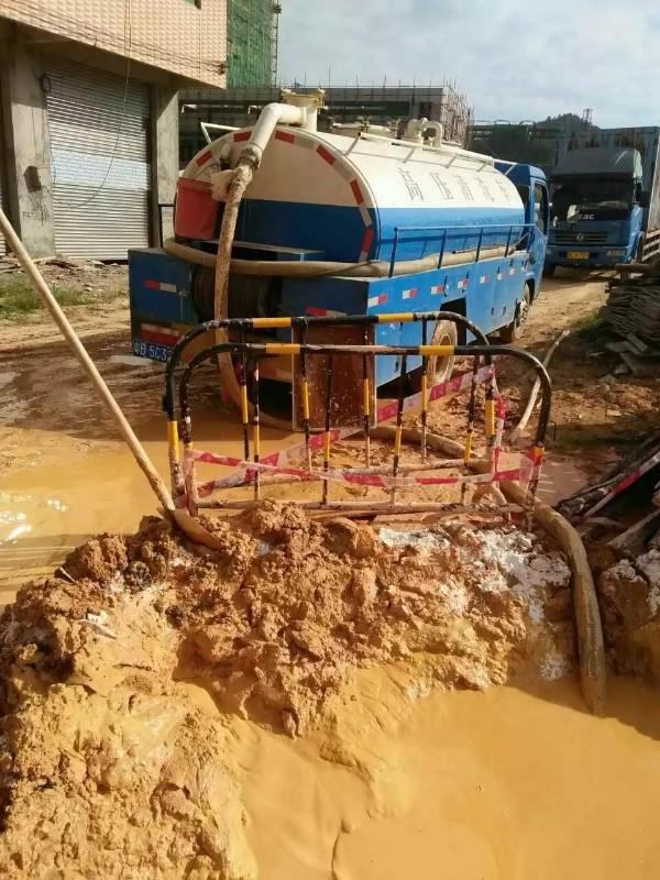 石碌镇工地淤泥清淤